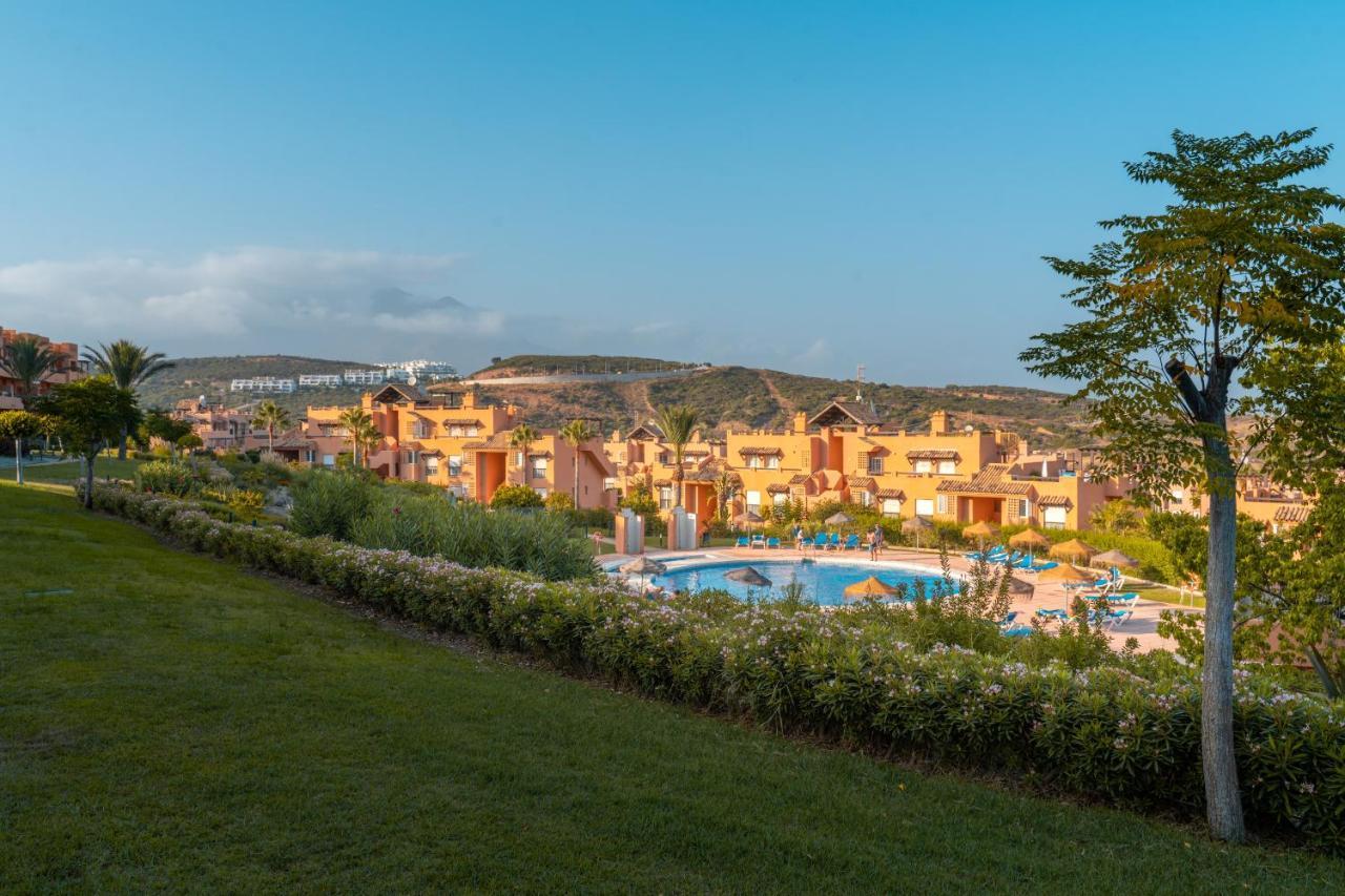 Beautiful 2-Bed Apartment In Casares Costa Bahia de Casares Exterior foto